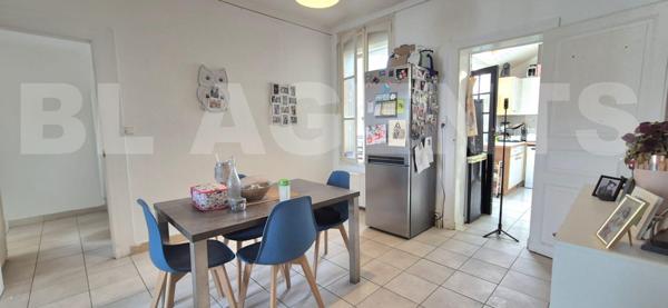 Maison 5 pièces quartier Jaurès avec place de parking sous carport