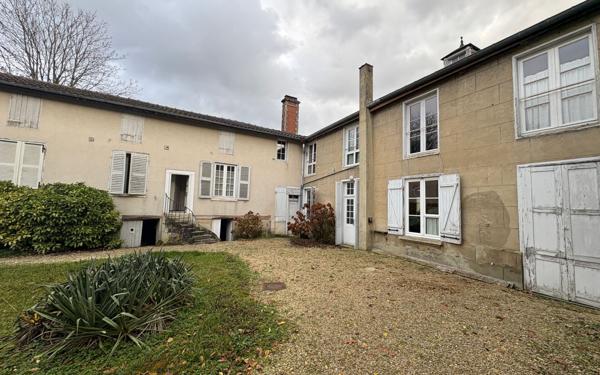 Maison à vendre    11 pièces •  Éclaron-Braucourt-Sainte-Livière