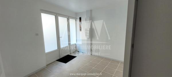 ANGOULEME CENTRE-VILLE - MAISON DE VILLE ENTIEREMENT RÉNOVÉE