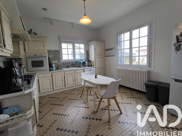 Maison à vendre 6 pièces 164 m² Pineuilh