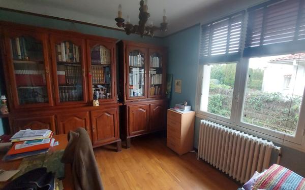 Maison à vendre    6 pièces •  Anglet