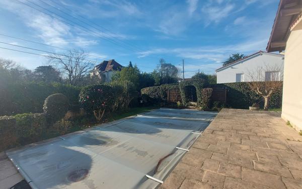 Maison à vendre    6 pièces •  Anglet