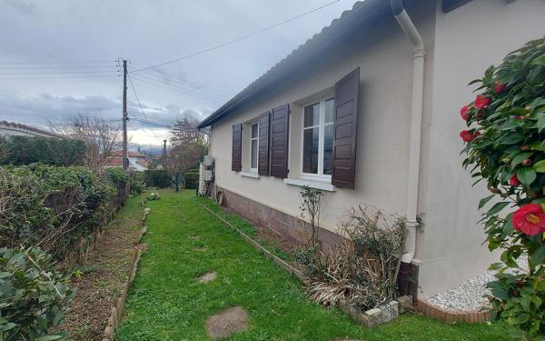 Maison à vendre    6 pièces •  Anglet