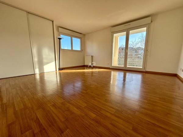 Appartement Achères 2 pièce(s) 54 m2 €198 000 ** - Référence 9005