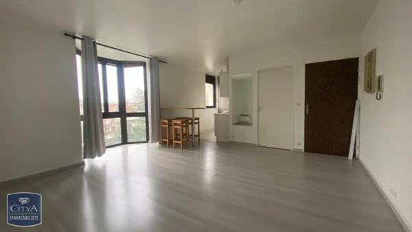 Appartement à louer 1 pièce 32.97m²