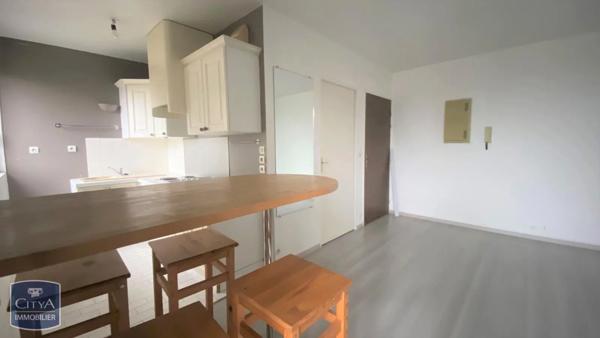 Appartement à louer 1 pièce 32.97m²
