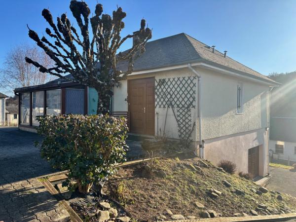 Maison village, 3 chambres, jardin 649 m2