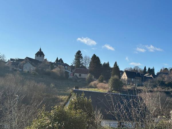 Maison village, 3 chambres, jardin 649 m2