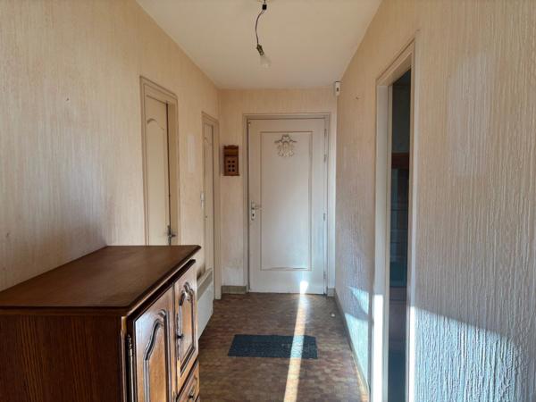 Maison village, 3 chambres, jardin 649 m2