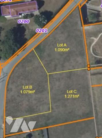 PARCELLES DE TERRAINS A BÂTIR NON-VIABILISÉS