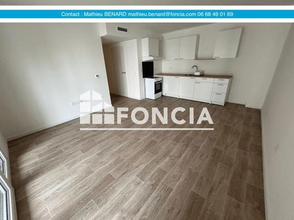 Location Appartement 3 pièces 65.6 m² - 19 QUAI CAMERE ET 38 AVENUE DE PARIS Vernon 27200