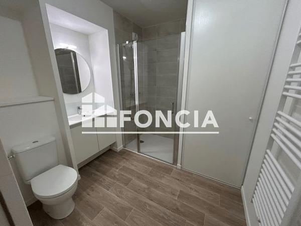 Location Appartement 3 pièces 65.6 m² - 19 QUAI CAMERE ET 38 AVENUE DE PARIS Vernon 27200