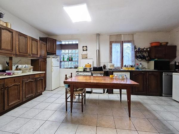 Longère 137m² avec garage sur terrain divisible proche Esternay