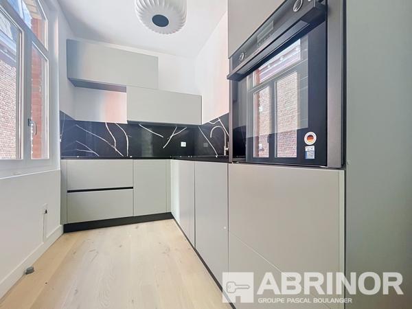 LAMBERSART, en bordure de la Deûle, Appartement 85 m² type 3 refait à neuf LAMBERSART