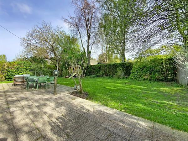 Villa individuelle semi plain pied 5 chambres, jardin, garage double LA CHAPELLE D ARMENTIERES