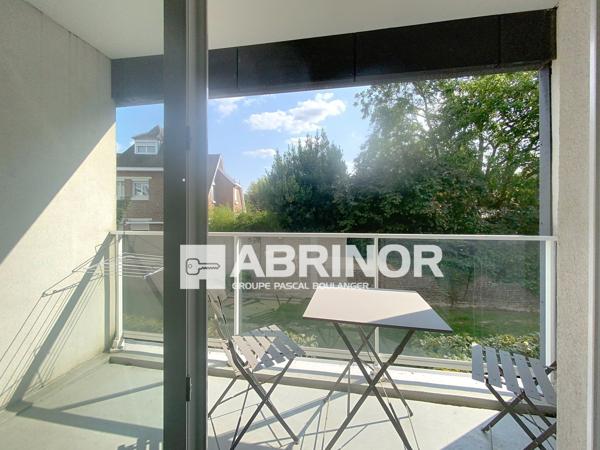 Appartement de Type 2 avec balcon et place de parking. WATTIGNIES