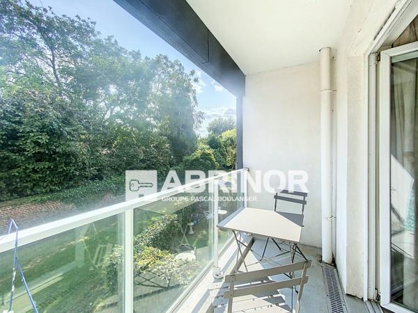 Appartement de Type 2 avec balcon et place de parking. WATTIGNIES