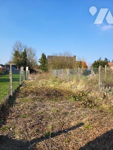 SAINT MARTIN DES BESACES : Maison mitoyenne