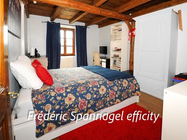 Maison 4 pièces - 180 m² Exclusivité efficity