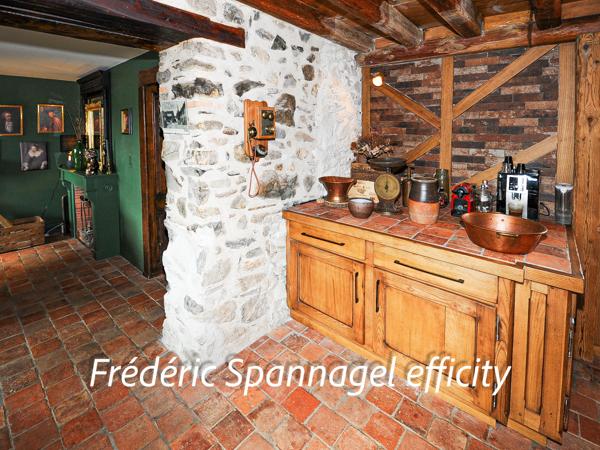 Maison 4 pièces - 180 m² Exclusivité efficity