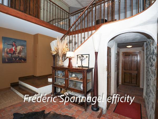 Maison 4 pièces - 180 m² Exclusivité efficity