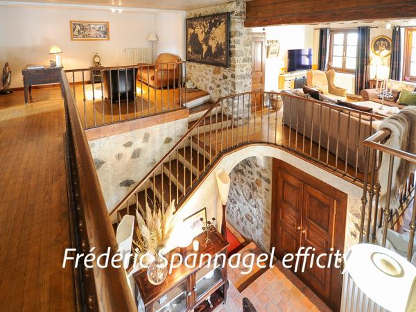 Maison 4 pièces - 180 m² Exclusivité efficity