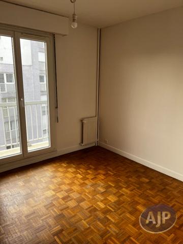 Location appartement Paris 15eme : 1 862 € - AJP Immobilière Passy Paris 16