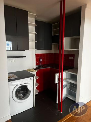 Location appartement Paris 15eme : 1 862 € - AJP Immobilière Passy Paris 16