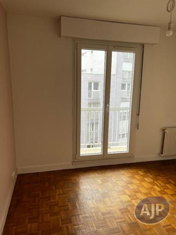 Location appartement Paris 15eme : 1 862 € - AJP Immobilière Passy Paris 16