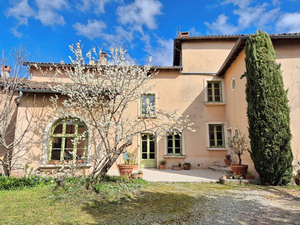 Tramoyes (01390) Propriété de charme idéale pour grande famille, projet intergénérationnel ou maison d’hôtes