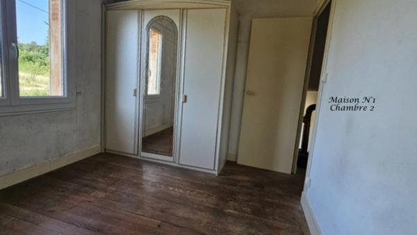 Ensemble immobilier de rapport – 3 logements et 2 hangars sur plus de 5 000 m² LA PELLERINE (49)