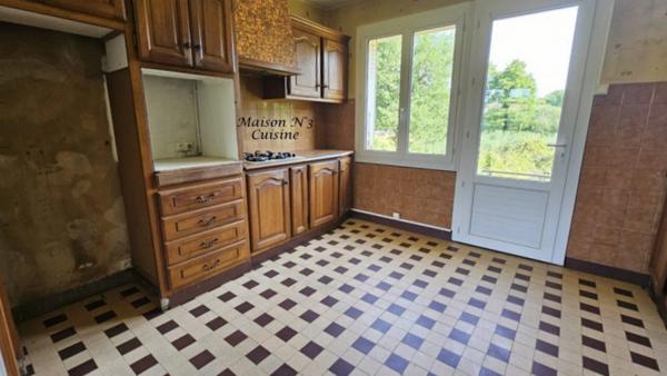 Ensemble immobilier de rapport – 3 logements et 2 hangars sur plus de 5 000 m² LA PELLERINE (49)