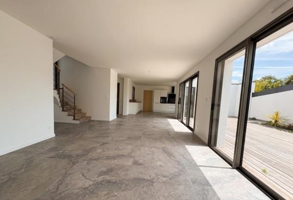 Maison à vendre 748 000 € Auray 5 p 135 m² DPE A