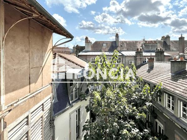Location Appartement 3 pièces 89.91 m² - Digicode 1955 A Besancon 25000