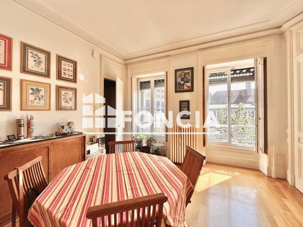 Location Appartement 3 pièces 89.91 m² - Digicode 1955 A Besancon 25000