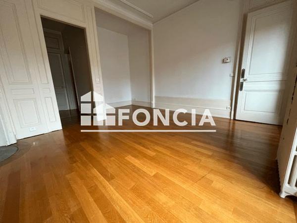 Location Appartement 3 pièces 89.91 m² - Digicode 1955 A Besancon 25000