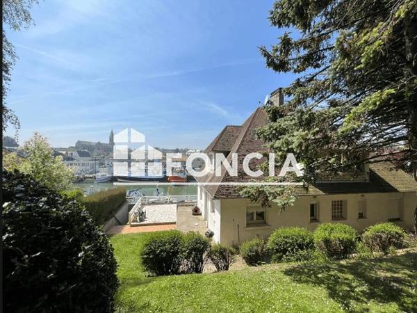 À vendre Maison 6 pièces 126 m² - Port-en-bessin-huppain 14520