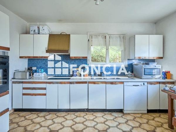 À vendre Maison 6 pièces 126 m² - Port-en-bessin-huppain 14520