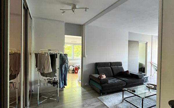 Appartement à louer    3 pièces •  Lyon 8