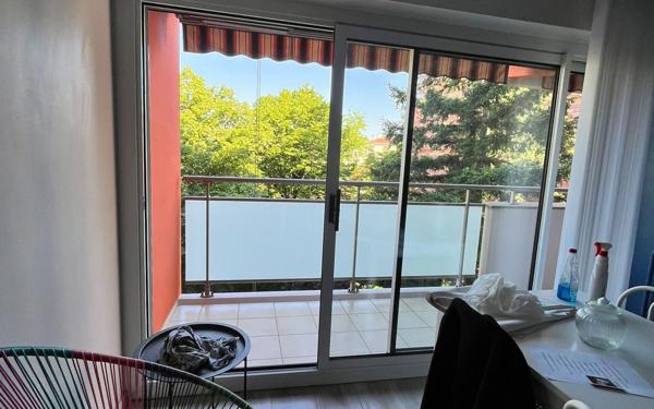 Appartement à louer    3 pièces •  Lyon 8