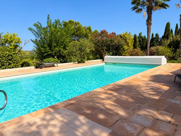 PREIXAN - 10 Mns Carcassonne - Maison 185 m² habitables avec piscine, garage et terrain clos de 2 900 m²