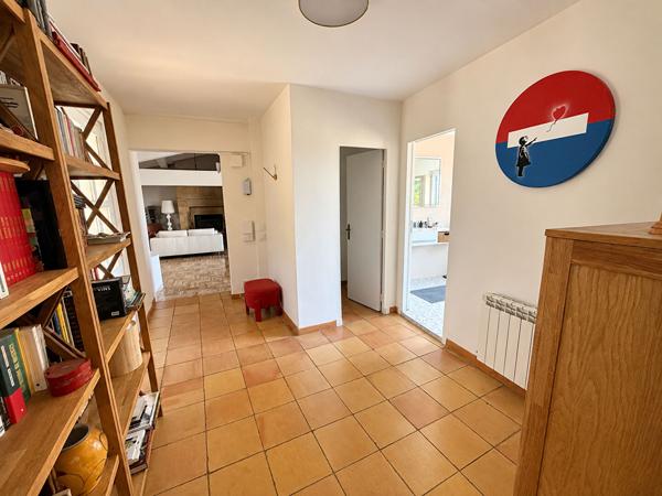 PREIXAN - 10 Mns Carcassonne - Maison 185 m² habitables avec piscine, garage et terrain clos de 2 900 m²
