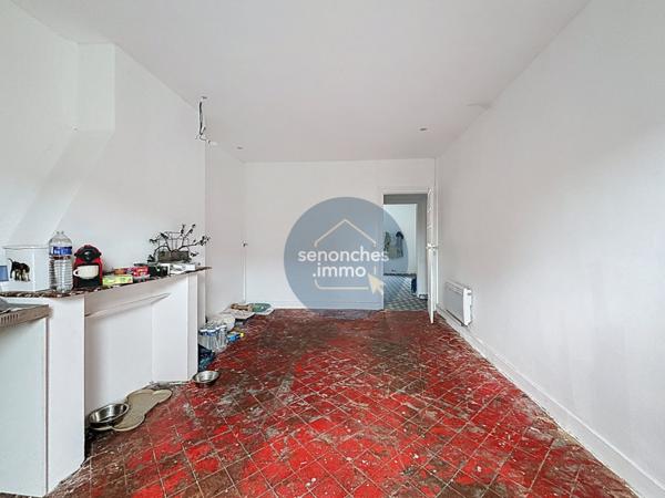 Maison à vendre à La Loupe (28240) – Centre-ville, garage, dépendance et beau potentiel d’aménagement