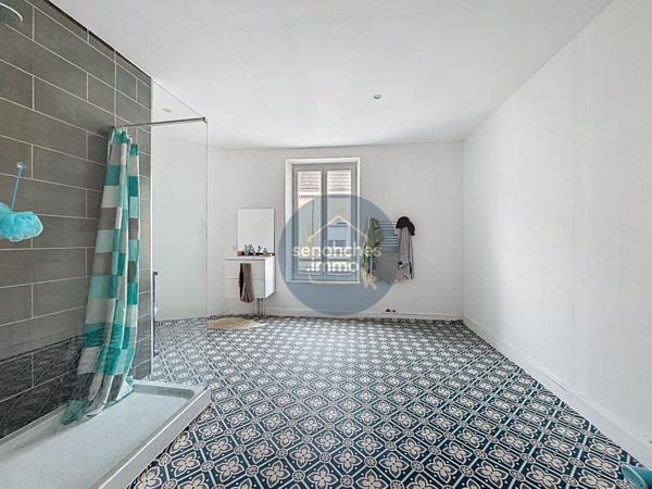 Maison à vendre à La Loupe (28240) – Centre-ville, garage, dépendance et beau potentiel d’aménagement