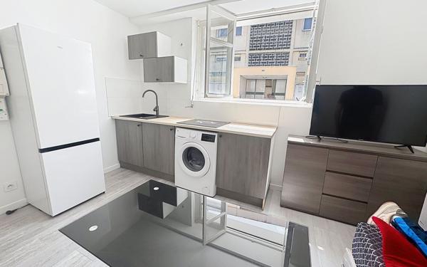 Appartement à vendre    2 pièces • 16,70 m2 Pau