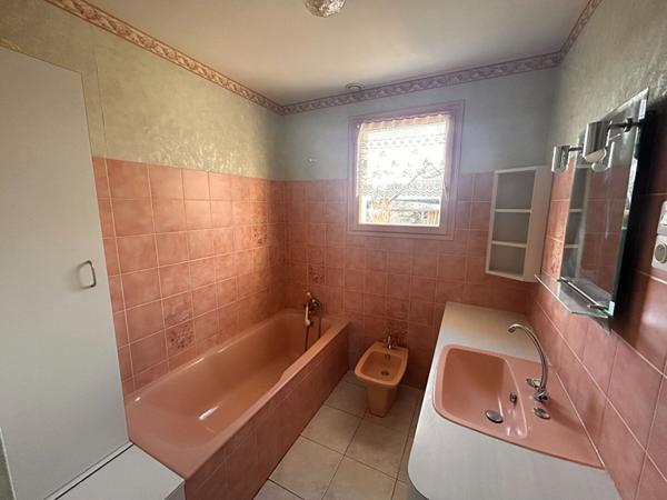 Maison Erbrée 80 m²