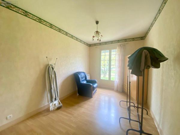 Maison à vendre à La Bazoge dans la Sarthe (72650), ref : 72122-1434
