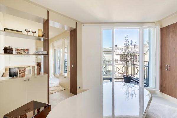 Appartement Paris 8 e - MADELEINE / RUE CASTELLANE
