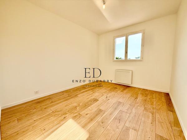 Maison
         4 pièces
        - 88 m²