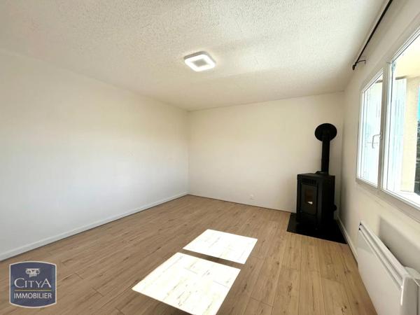Appartement à louer 3 pièces 65.09m² Dunières (43220)